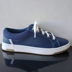 Sperry Women's Top-Sider Lace-Up Perforated Sneaker in Nice Navy